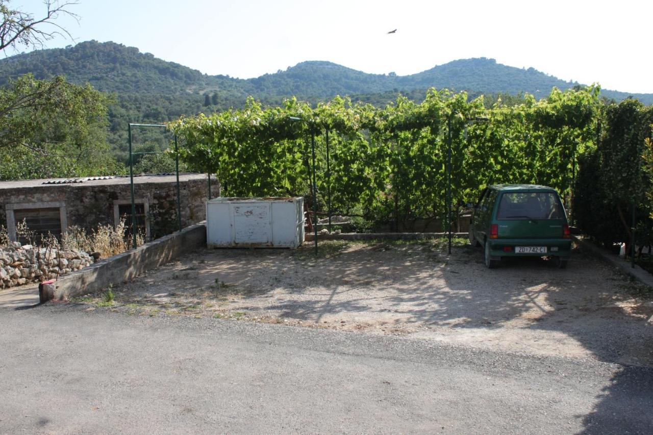 Apartamento With A Parking Space Sali, Dugi Otok - 8136 *