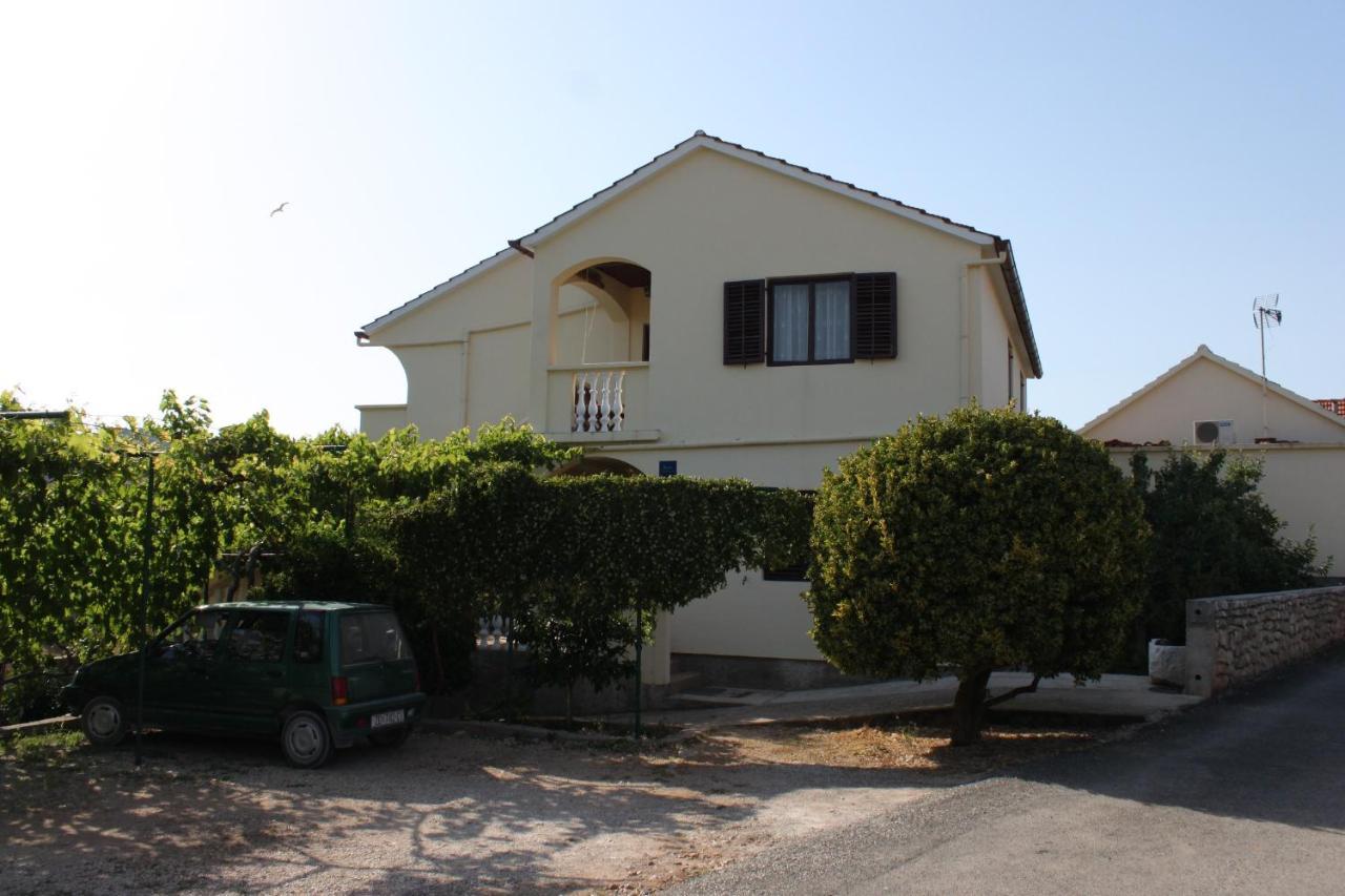 With A Parking Space Sali, Dugi Otok - 8136 Apartamento Sali