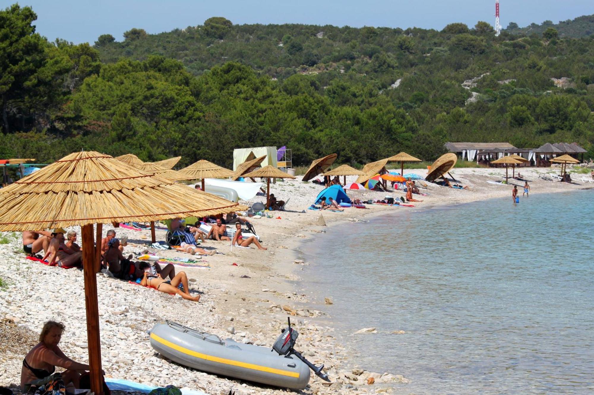 With A Parking Space Sali, Dugi Otok - 8136 Sali