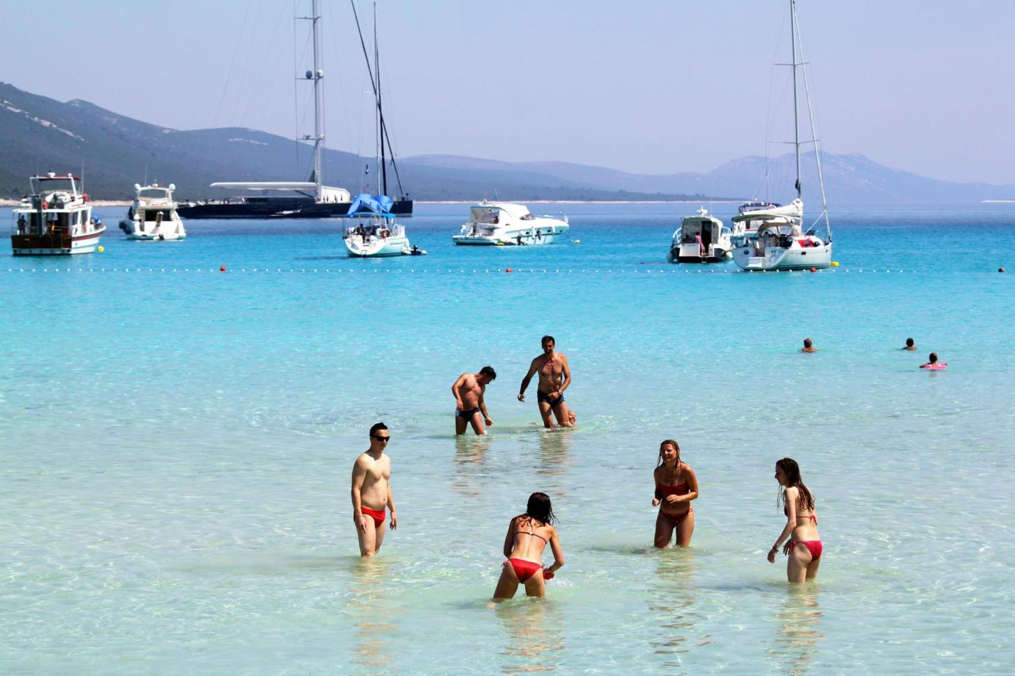 With A Parking Space Sali, Dugi Otok - 8136 * Sali